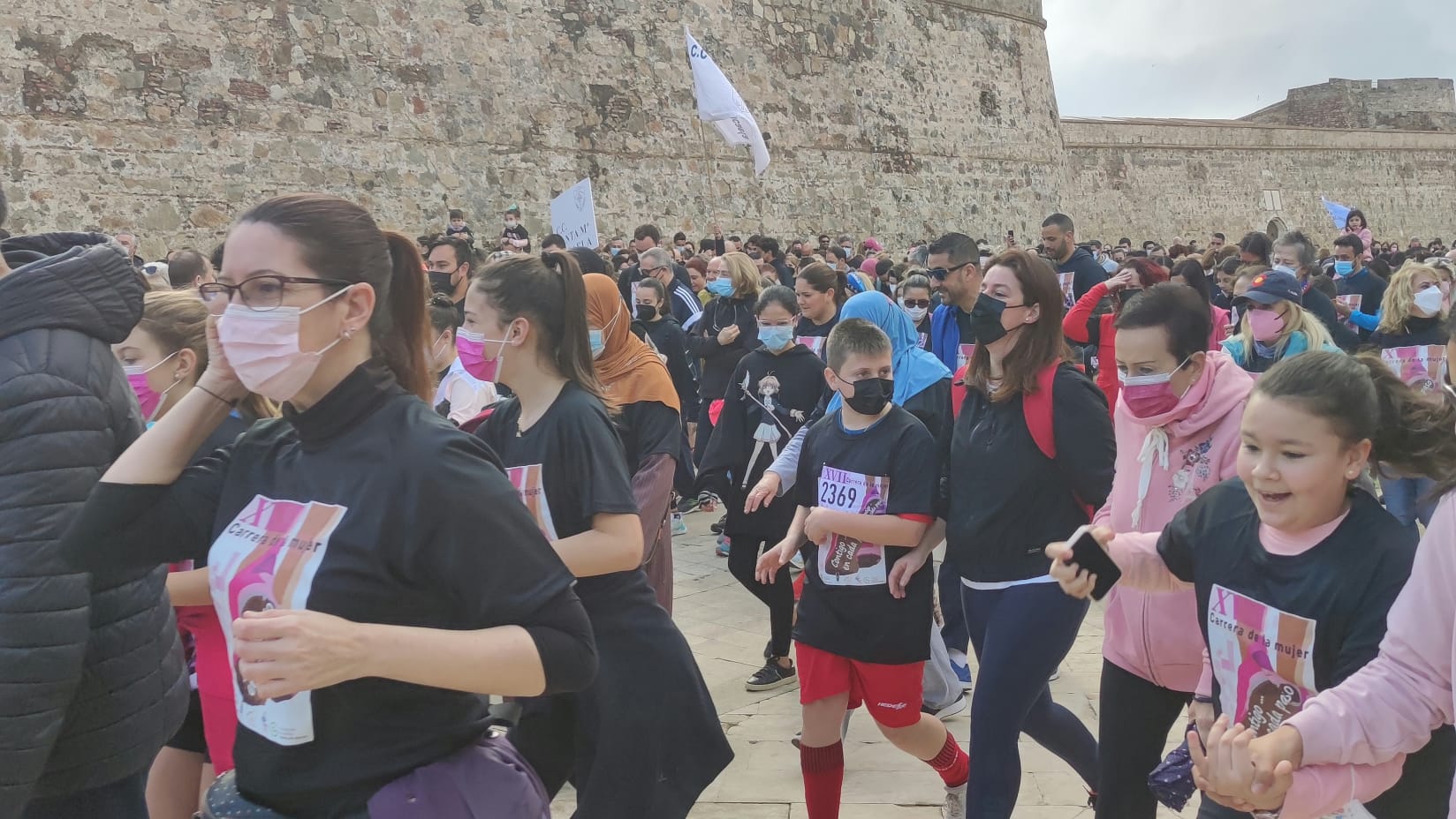 Cerca de 3000 participantes en la XVII Carrera de la Mujer a favor de ACMUMA y la AECC