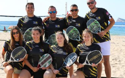 La Federación de Tenis participa en el campeonato nacional de tenis playa